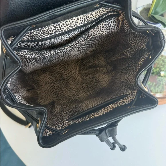 Black Leather Backpack with Bamboo Handle - Picture 3 of 5